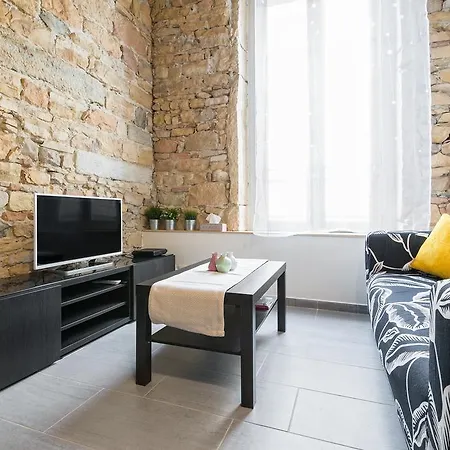 Apartment Le Petit Crequi 2 - Part Dieu *
